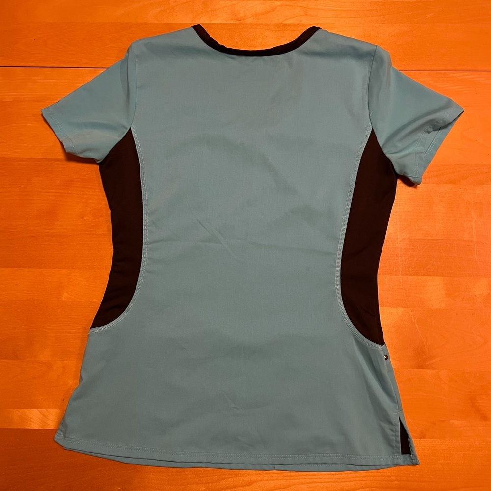 Purple Label Yoga by healing hands Scrub Top - Size XS - Picture 4 of 7